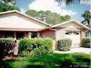 135 Shangri Lane Cir., Edgewater, FL 32132