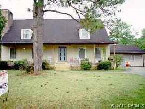 2705 Queen Palm Dr., Edgewater, FL 32132