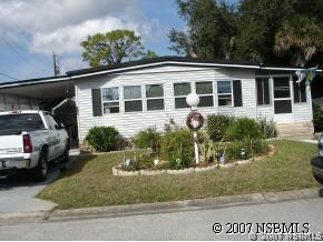 105 Pine St., Edgewater, FL 32141