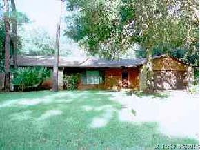 2204 Pine Tree Dr., Edgewater, FL 32132