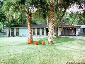 1422 Pine Tree Dr., Edgewater, FL 32132