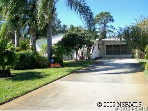 811 Masthead Ln., Edgewater, FL 32141