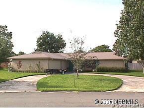 302 Cherrywood Ln., Edgewater, FL 32132