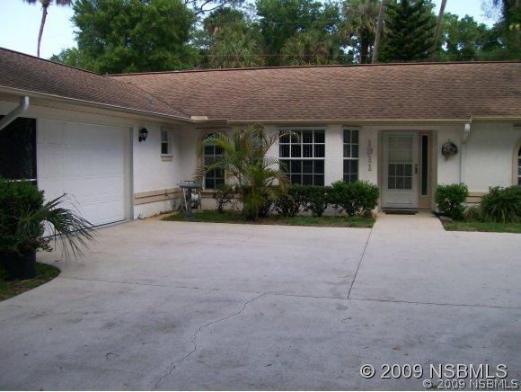 1911 Orange Tree Dr., Edgewater, FL 32132