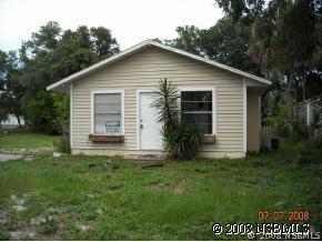 917 New York St., Edgewater, FL 32132