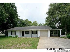 807 Wayne Ave., New Smyrna Beach, FL 32168