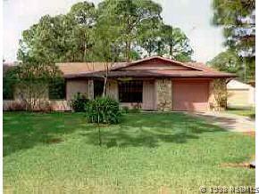 2616 Royal Palm Dr., Edgewater, FL 32132