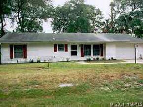 1425 Queen Palm Dr., Edgewater, FL 32132