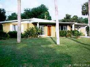 136 Ellison Ave., New Smyrna Beach, FL 32168