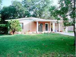 2025 Lake Dr., New Smyrna Beach, FL 32168