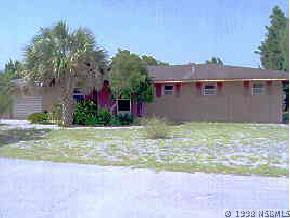 203 Parkwood Ln., Edgewater, FL 32132