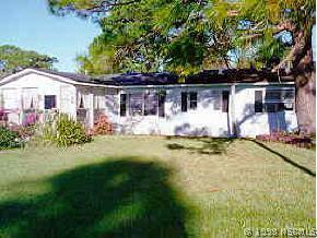 139 W Connecticut Ave., Edgewater, FL 32132