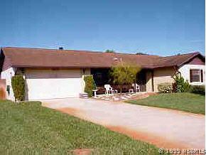 509 Cardinal Dr., Edgewater, FL 32141