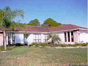 516 Sandpiper Ct., Edgewater, FL 32141