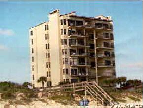 2121 Hill St. #5B, New Smyrna Beach, FL 32169