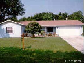 2018 Umbrella Tree Dr., Edgewater, FL 32132