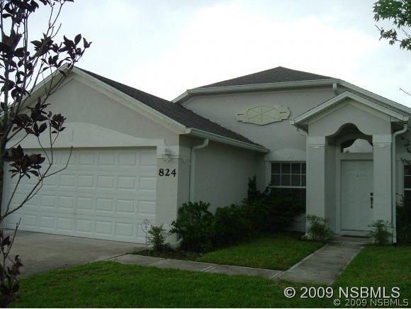 824 Star Reef Ln., Edgewater, FL 32132