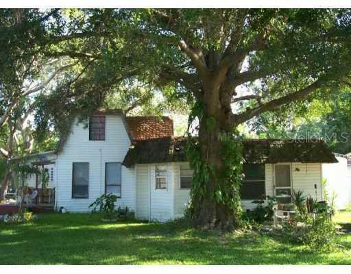 2717 Annandale Ave., Orlando, FL 32810