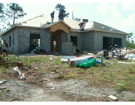 702 Hampster Pl., Kissimmee, FL 34759