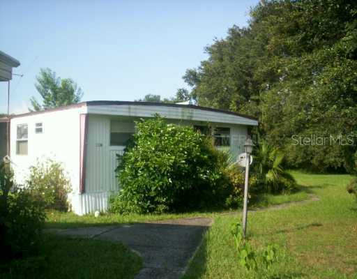 22 Holly Dr., Davenport, FL 33837