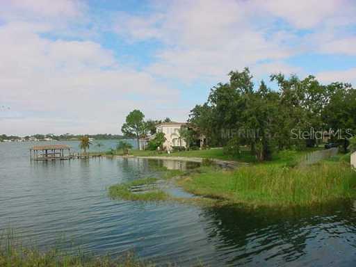 2001 Nela Ave., Orlando, FL 32809