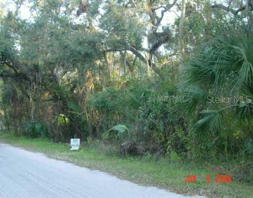 400 Paradise Dr., DeLand, FL 32720