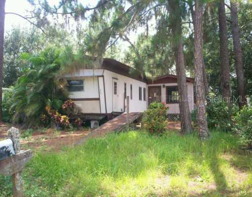 217 Whispering Pines Dr., Auburndale, FL 33823