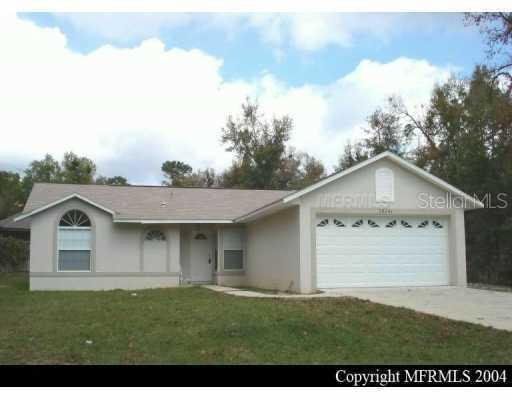25841 Westmoreland St., Mount Plymouth, FL 32776