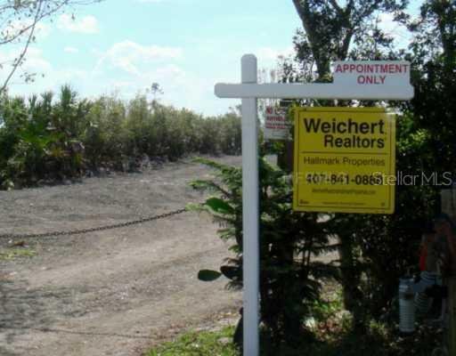 23154 Bishop Ave., Christmas, FL 32709