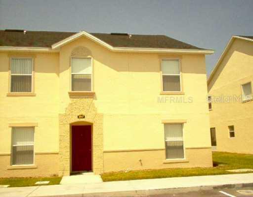 2823 Club Cortile Cir., Kissimmee, FL 34746