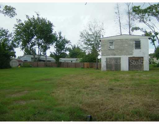 375 Trailer Ln., Kissimmee, FL 34741