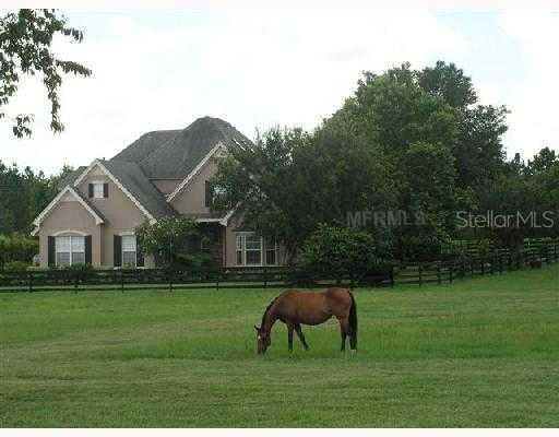 25102 Derby Dr., Sorrento, FL 32776