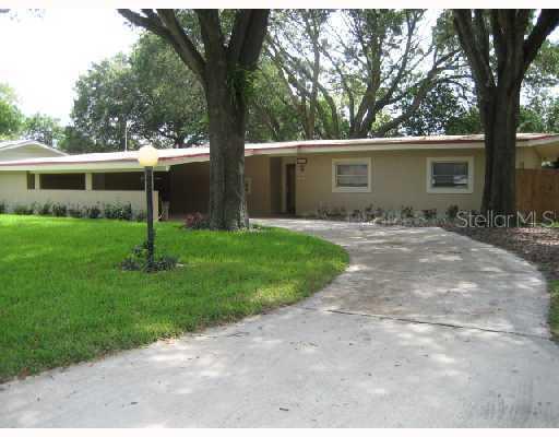 229 Ashwood Dr., Maitland, FL 32751