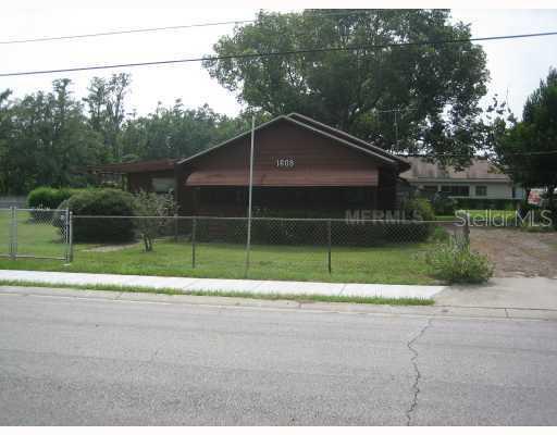 1608 Fabian Ave., Orlando, FL 32807