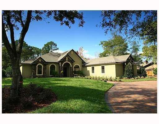 221 Hunters Tr., Longwood, FL 32779