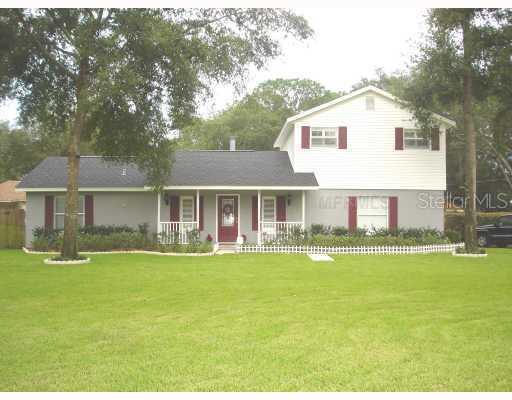 30600 Prestwick Ave., Sorrento, FL 32776