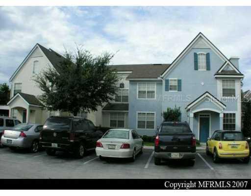 3368 Parkchester Square Blvd. #202, Orlando, FL 32835