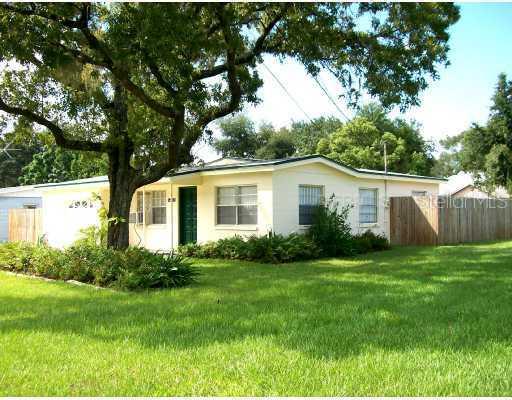 3903 Castell Dr., Orlando, FL 32810