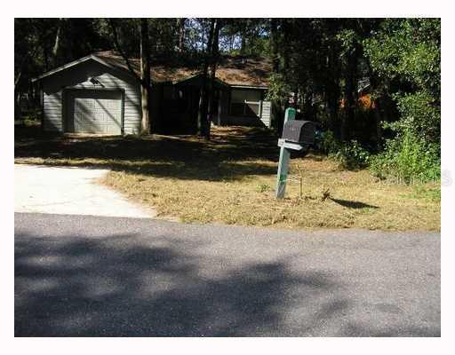 25123 Thornhill Dr., Sorrento, FL 32776