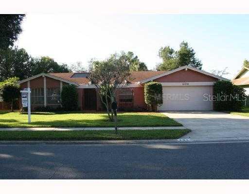 206 Pembrook Pl., Longwood, FL 32779