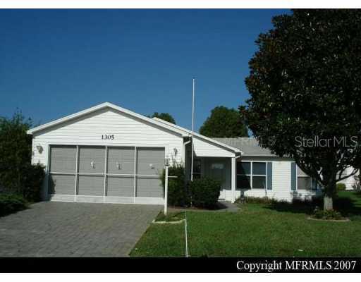 1305 Corona Ct., The Villages, FL 32159