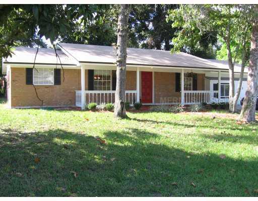 902 Evergreen Ave., Altamonte Springs, FL 32701