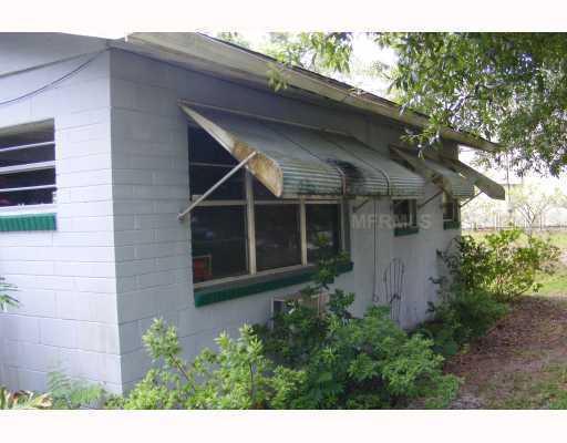 2051 3rd Ave., Deland, FL 32724