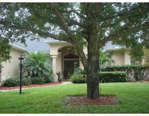 3881 Carnaby Dr., Oviedo, FL 32765