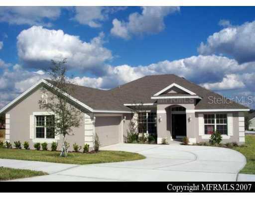 445 Maudehelen St., Apopka, FL 32703