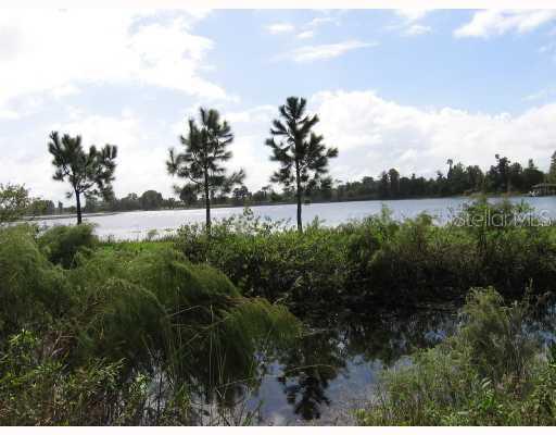 Hwy, Groveland, FL 34736