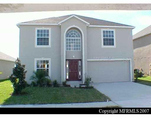 327 Squires Grove Dr., Eagle Lake, FL 33839