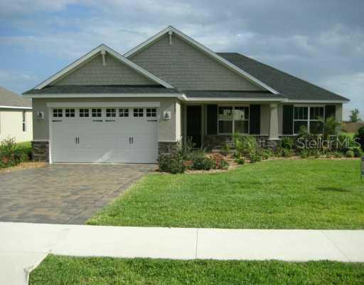 13020 Yale Bluff Dr., Grand Island, FL 32735