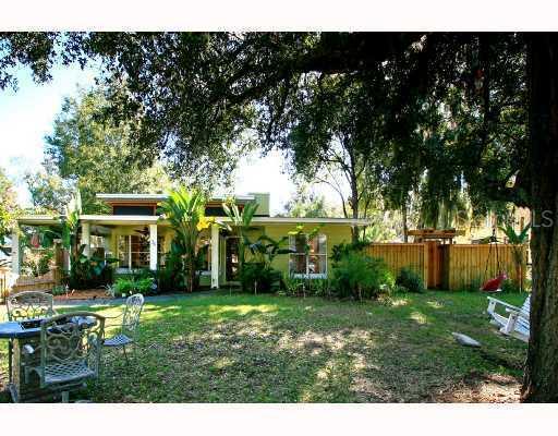 36 E Oak St., Apopka, FL 32703