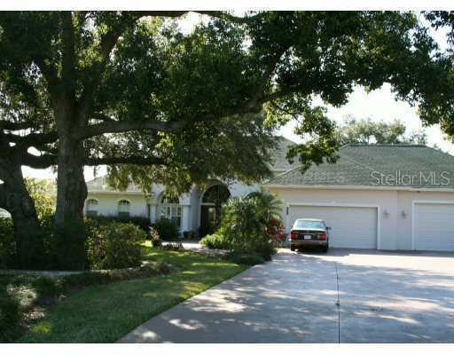 34433 Tiffany Ln., Eustis, FL 32736